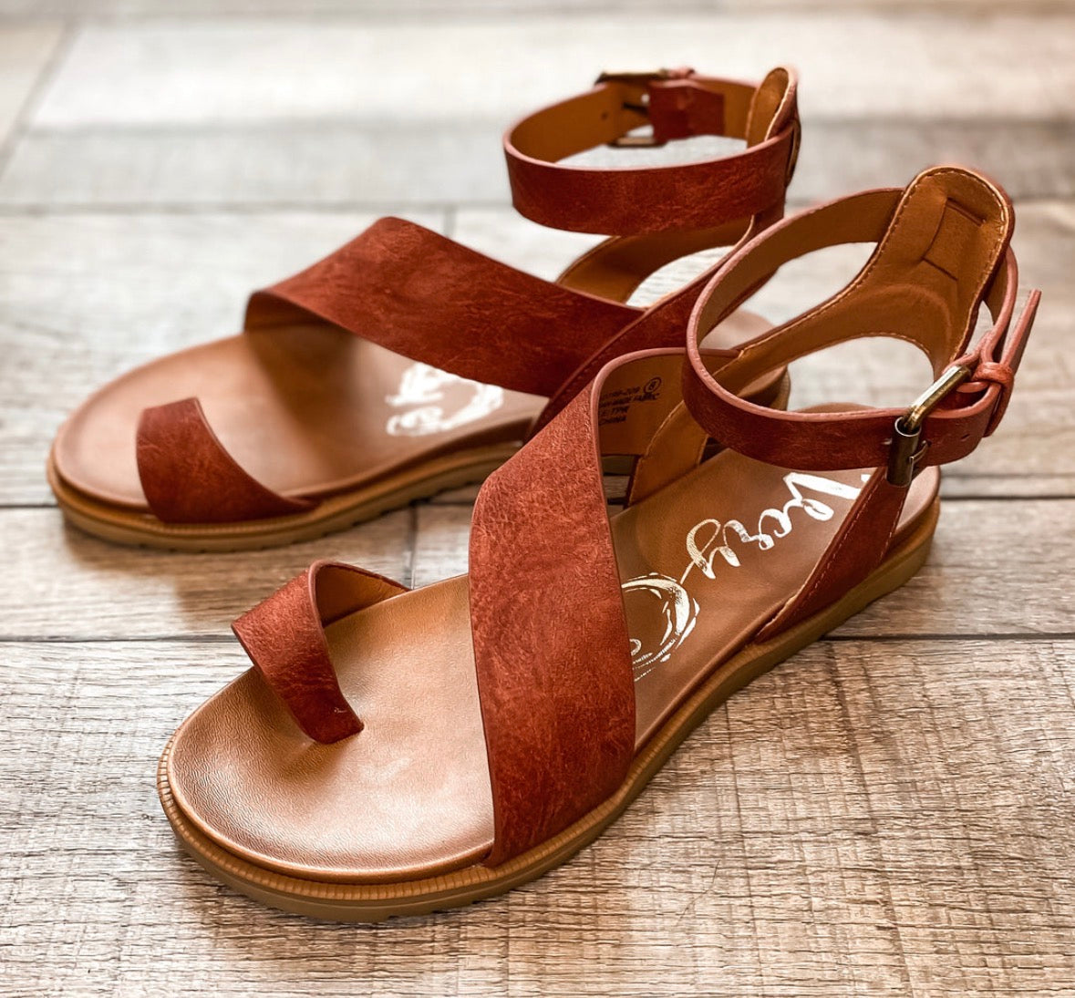 Very G Steffy Sandals