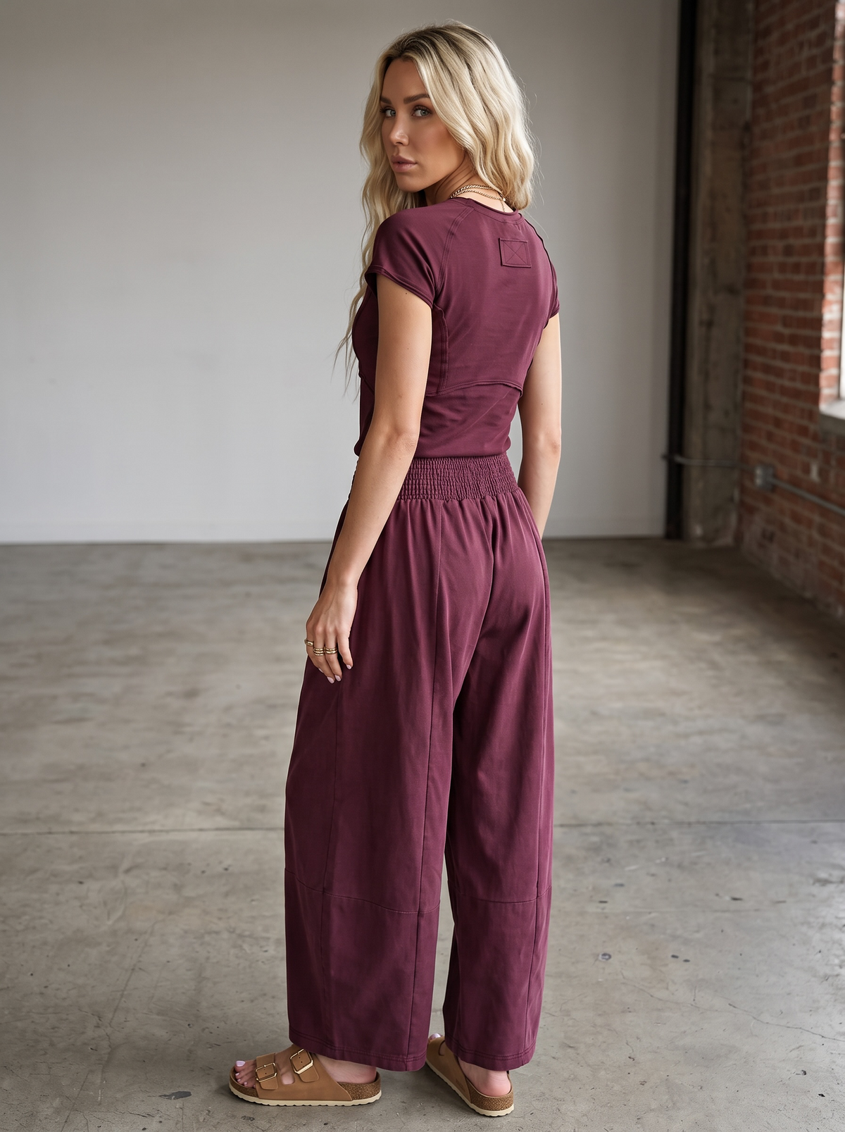Eesome Crop Tee