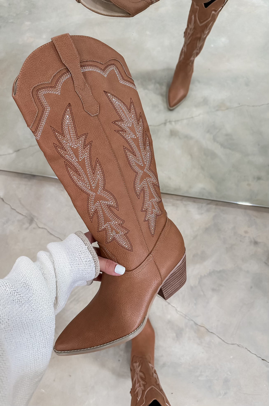 Oasis Society Ainsley - Embroidered Cowboy Boot