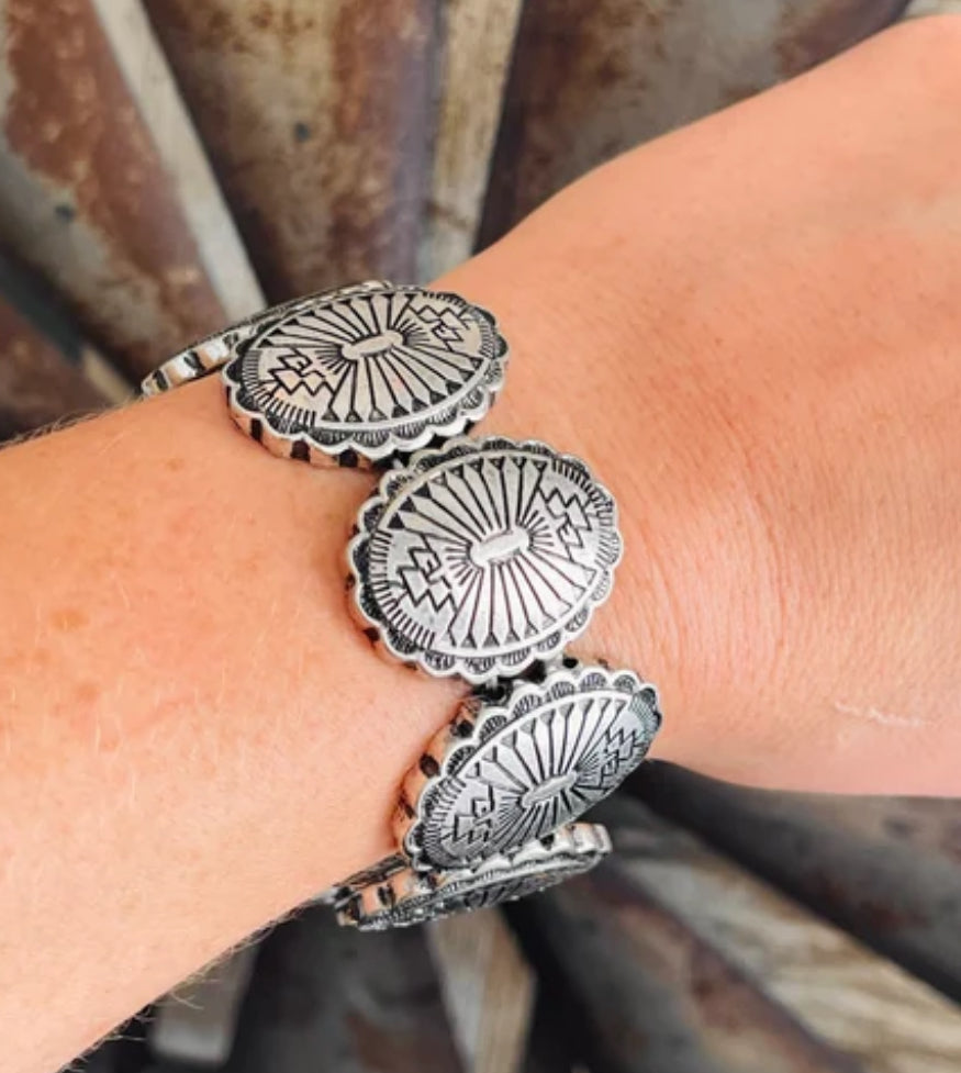 Scalloped Concho Bracelet