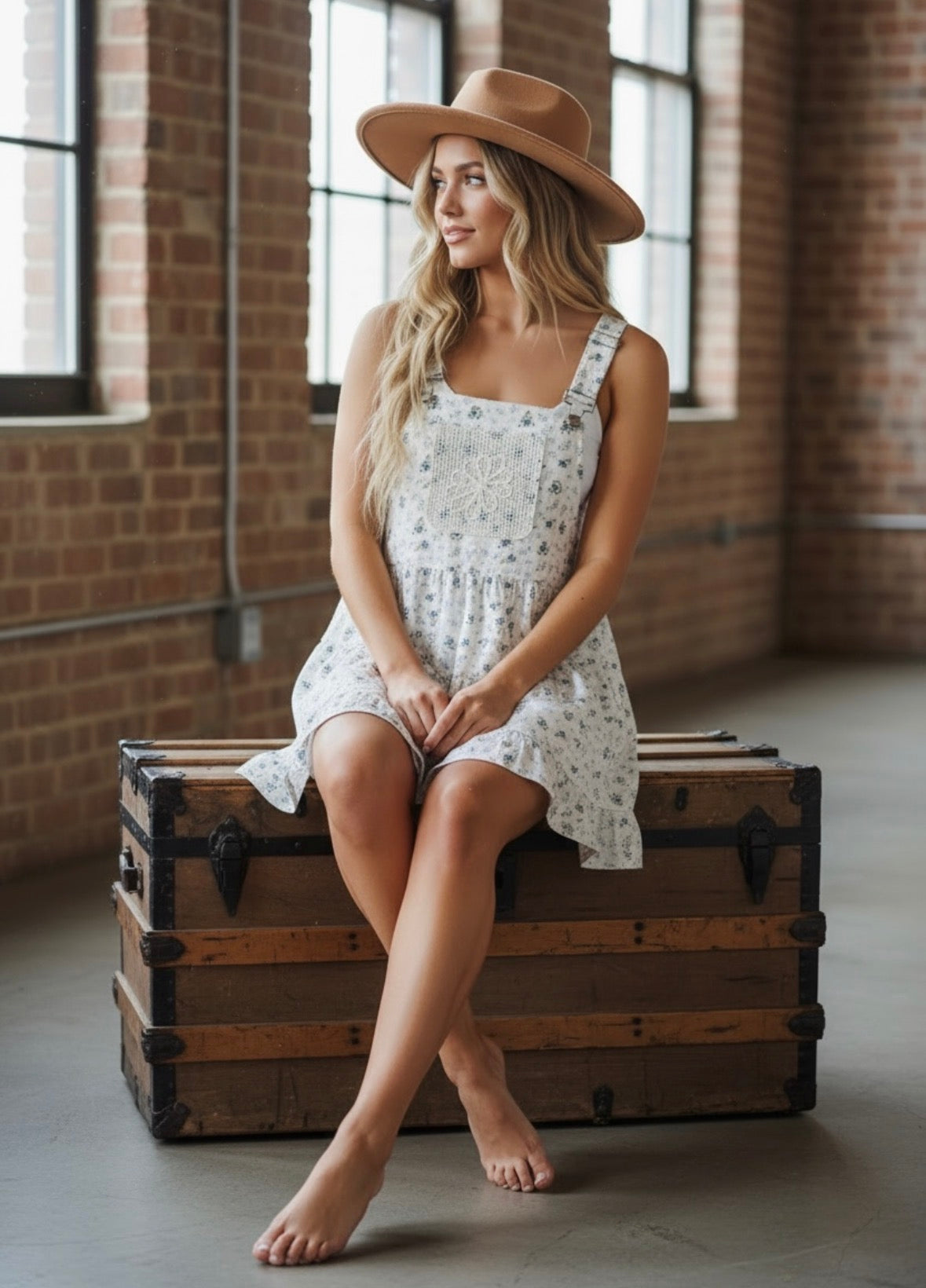 Very J Floral Print Overall Dress