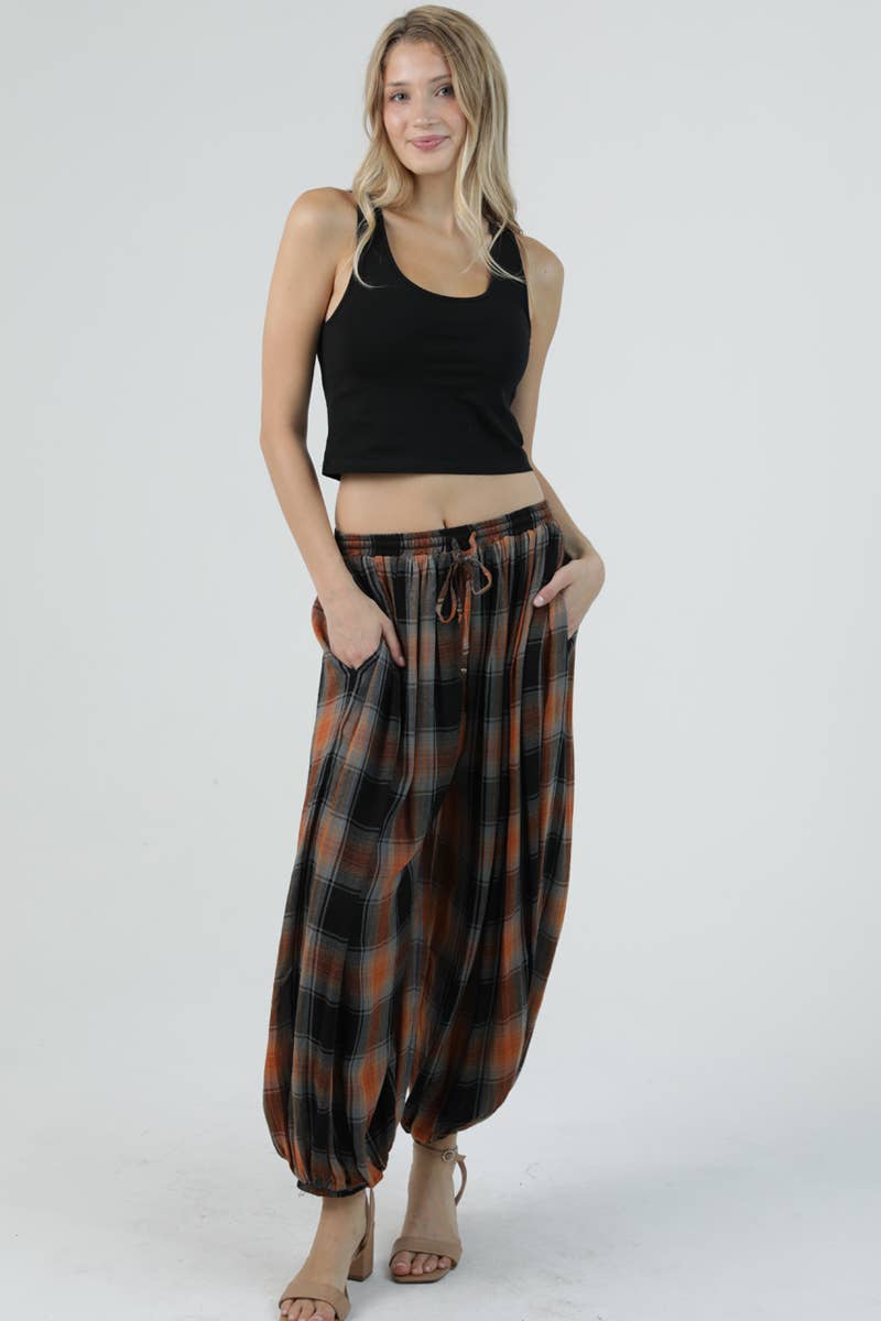 B3881-SC10 PLAID BALLOON PANTS