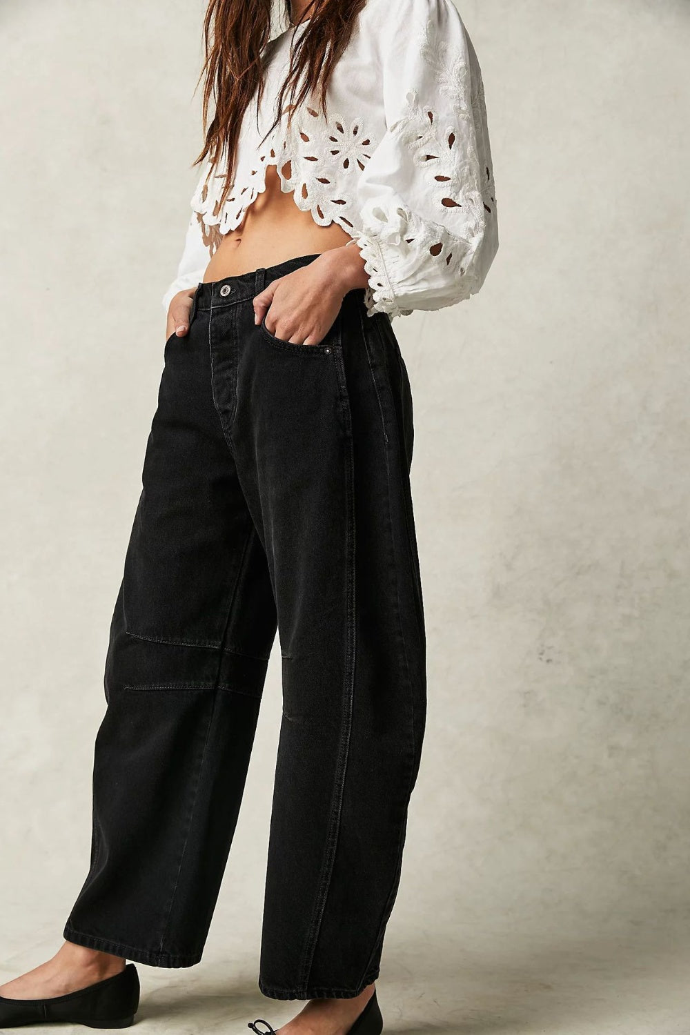 Wide Leg Barrel Jeans with Pockets