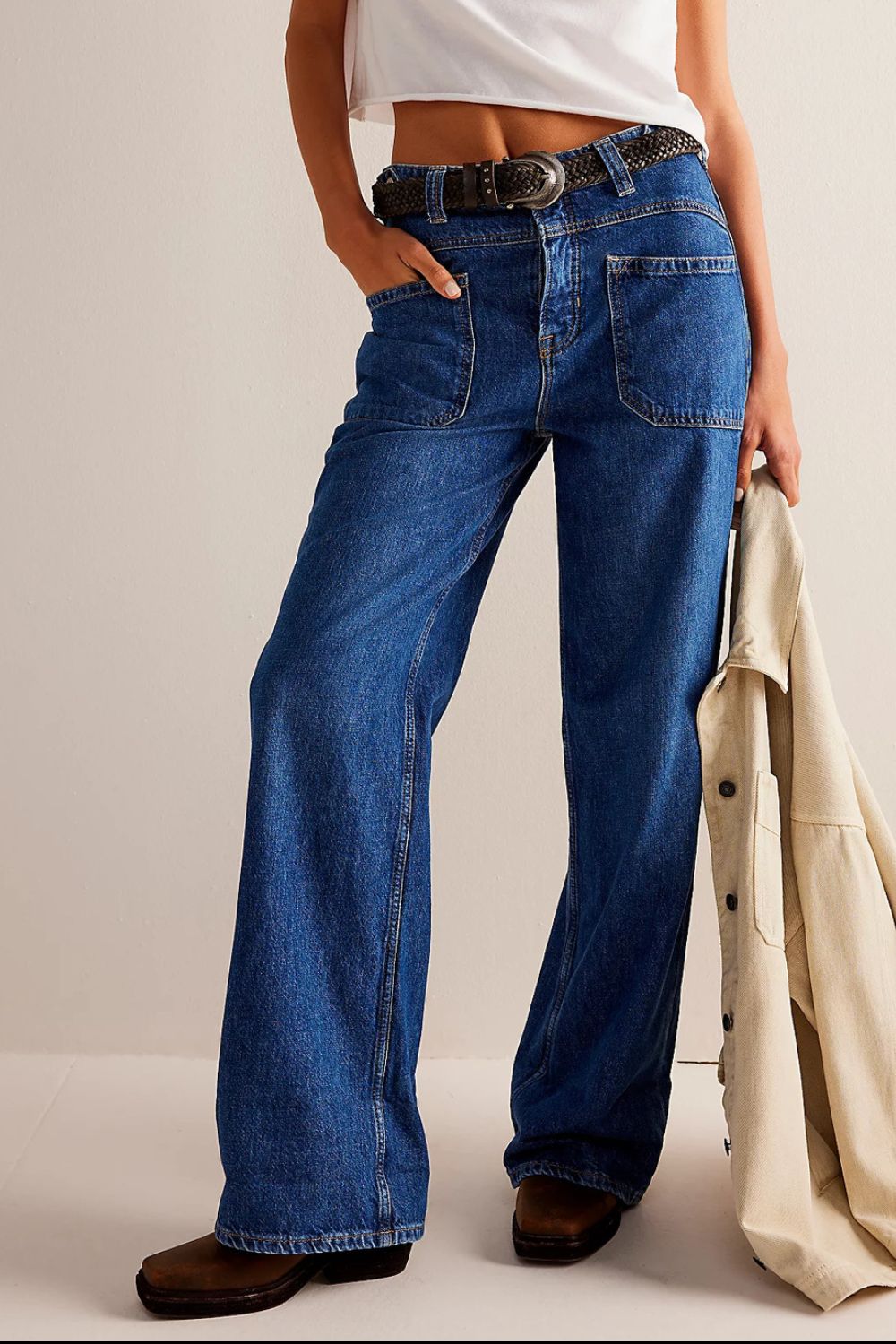 Washed Wide Leg Jeans with Pockets