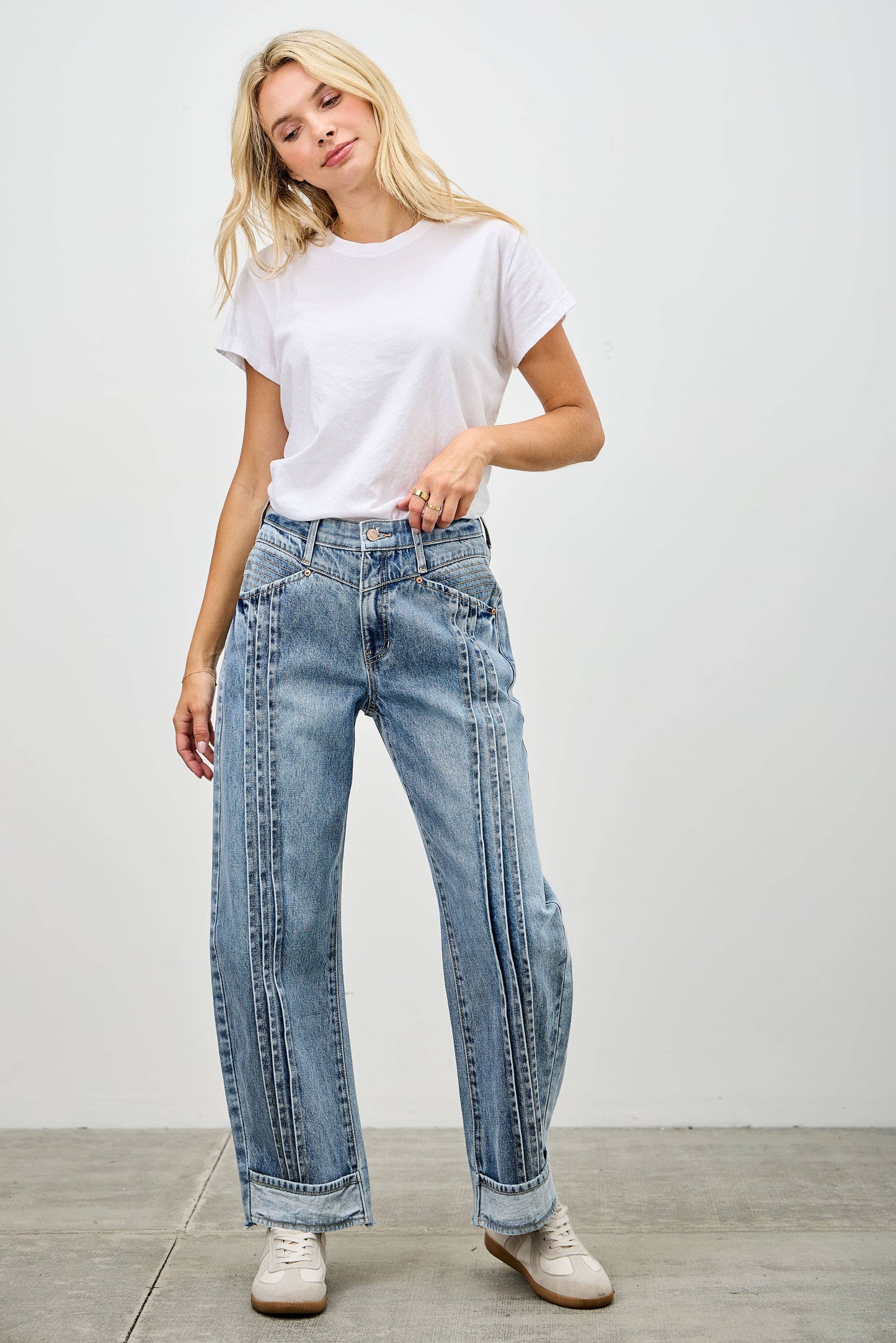PREORDER- Saige Pleated Barrel Jeans
