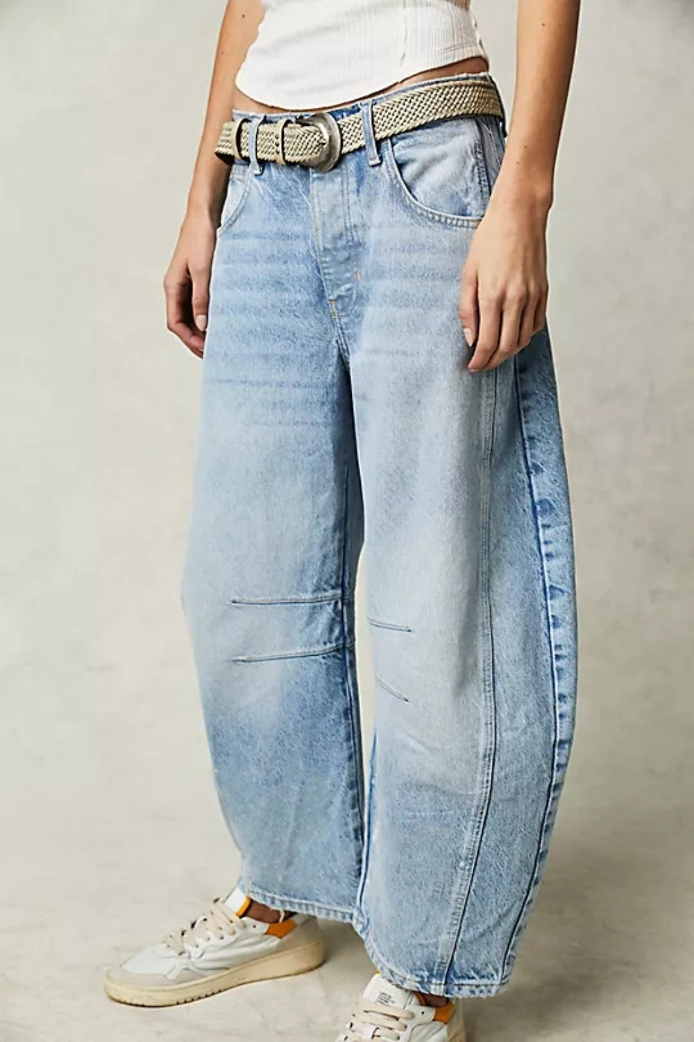 Wide Leg Barrel Jeans with Pockets